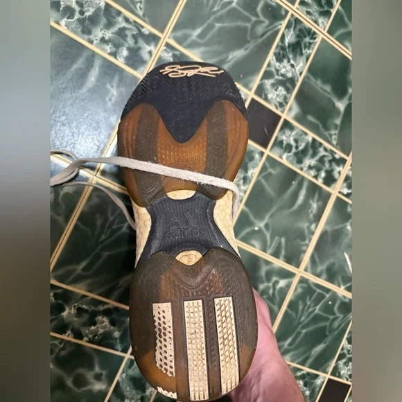 DRose 773 Basketball Shoes Cream color. Men’s Size: 10.5 - Picture 2 of 12